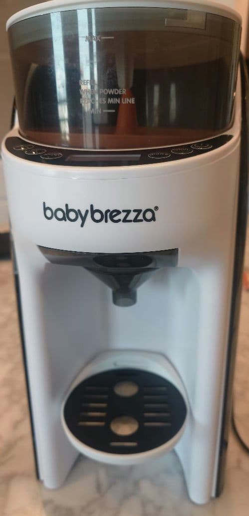 BabyBrezza 自動粉ミルクメーカー　自動調乳機