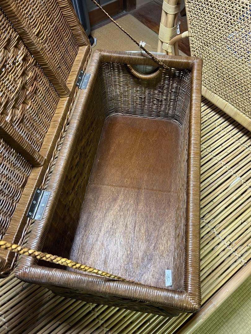 【1/3まで】ラタン　籐　蓋付き収納ボックス　コンテナ　アンティーク　アジアン