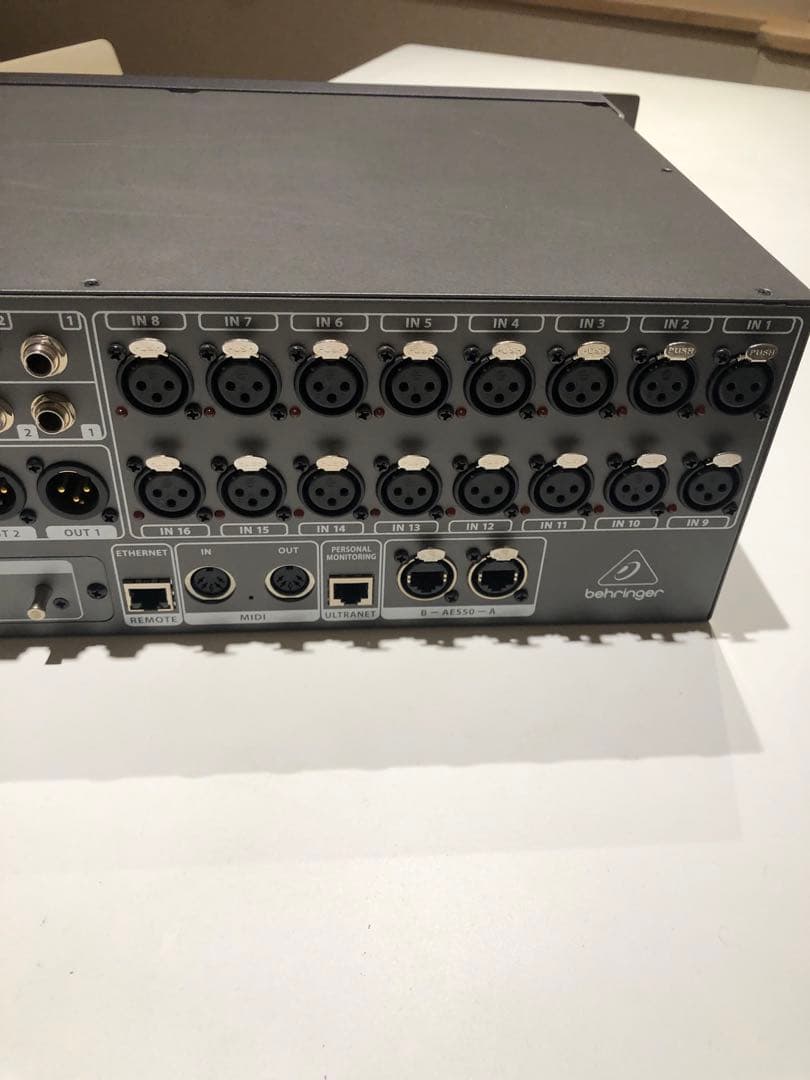 ベリンガー X32 RACK