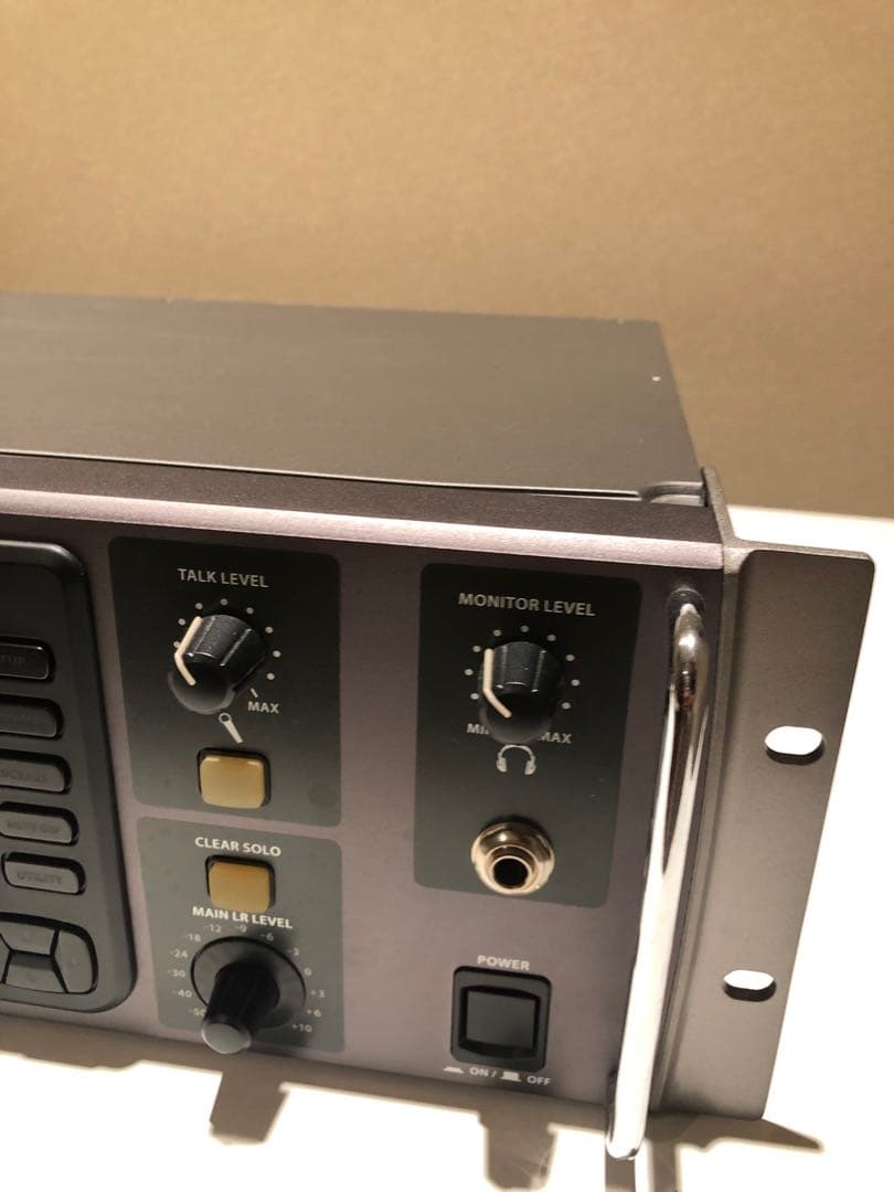 ベリンガー X32 RACK