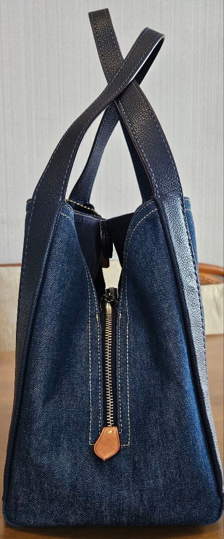 COACH　コーチ　ハドリーホーボー