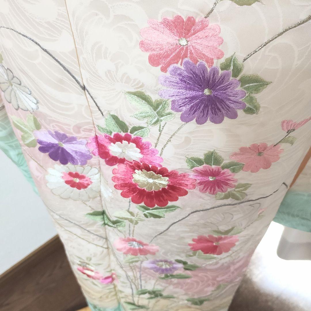 成人式正絹振袖フルセット　薄ピンク　刺繍　豪華　　上品　長襦袢