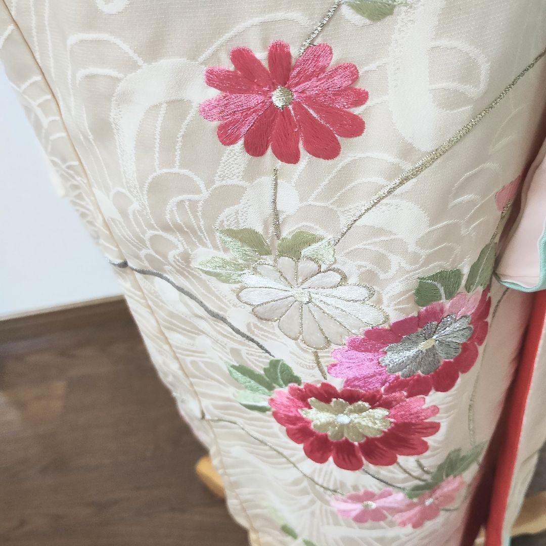 成人式正絹振袖フルセット　薄ピンク　刺繍　豪華　　上品　長襦袢