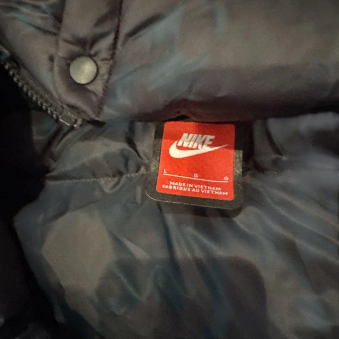 NIKE ゴアテックス　スキーウェアL 5日使用