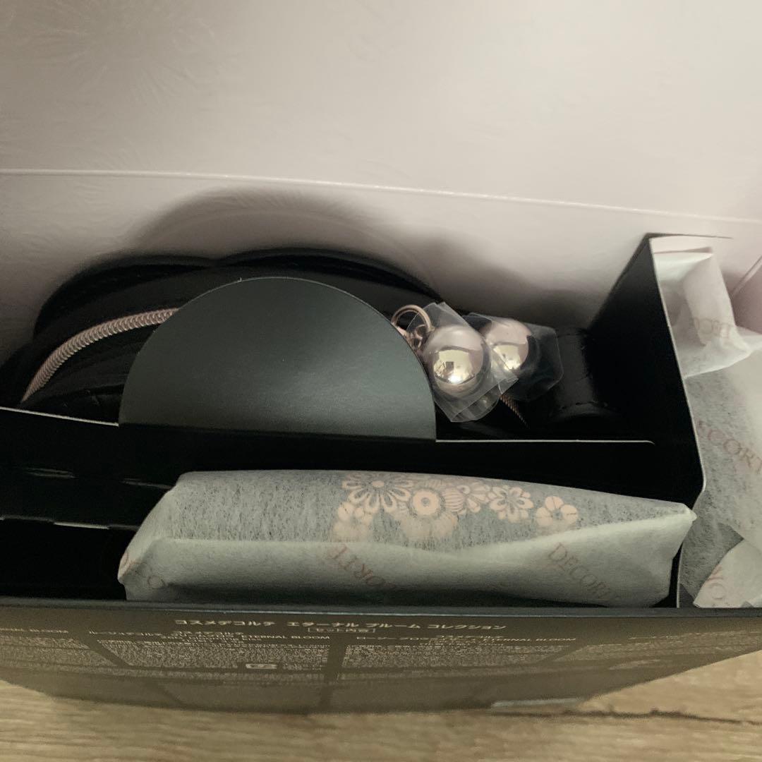 DECORTE エターナルブルームコレクション　クリスマスコフレ 2025