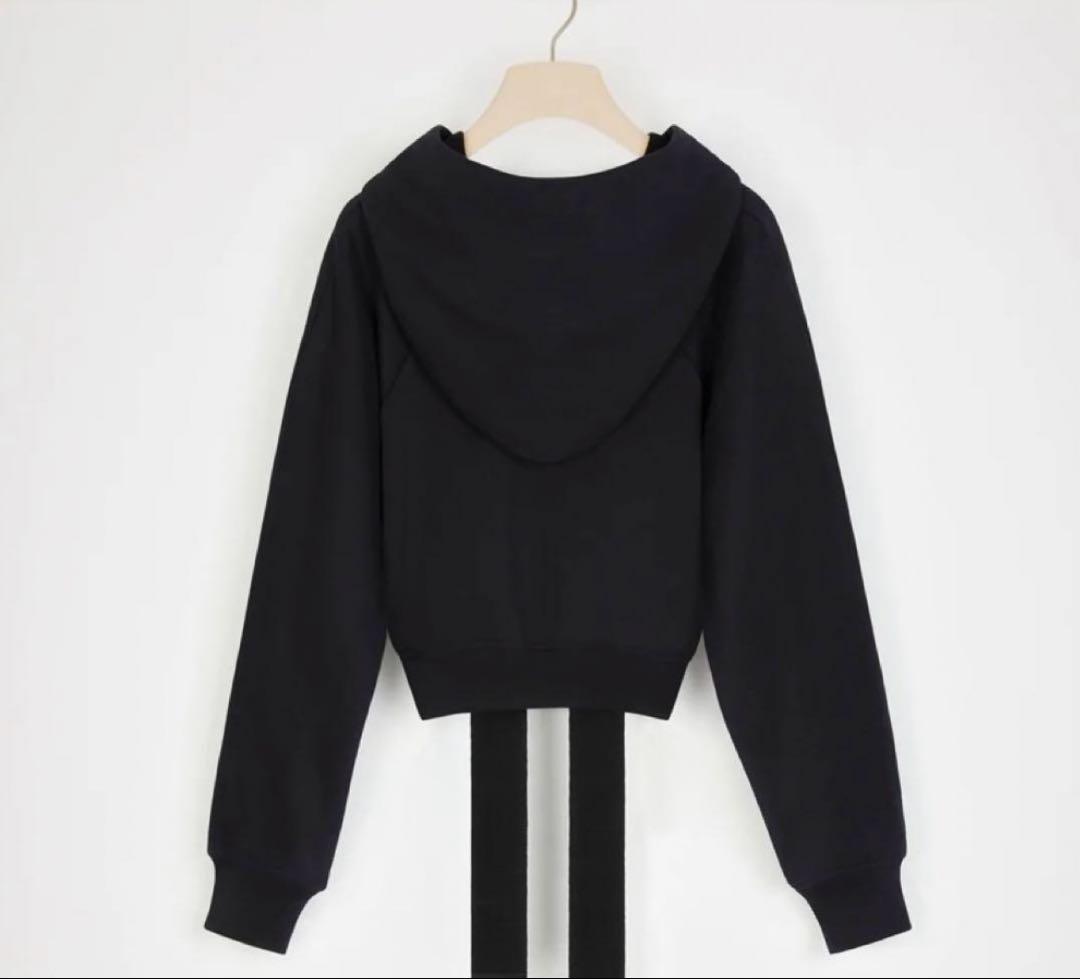 パトゥ PATOU クロップドパーカー