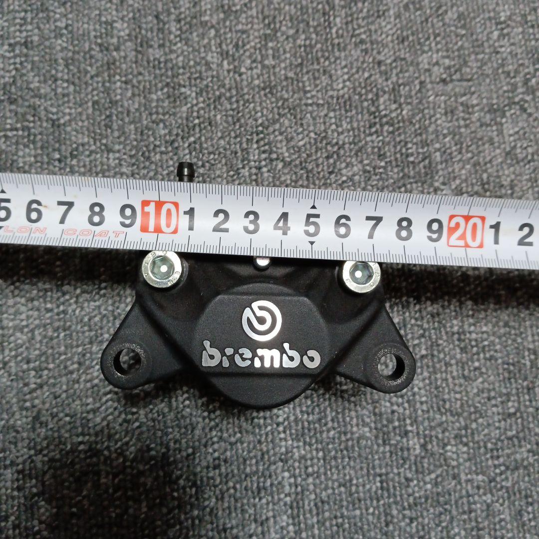 ブレンボ 2ピストンキャリパー ブラック 2POT・　84mm