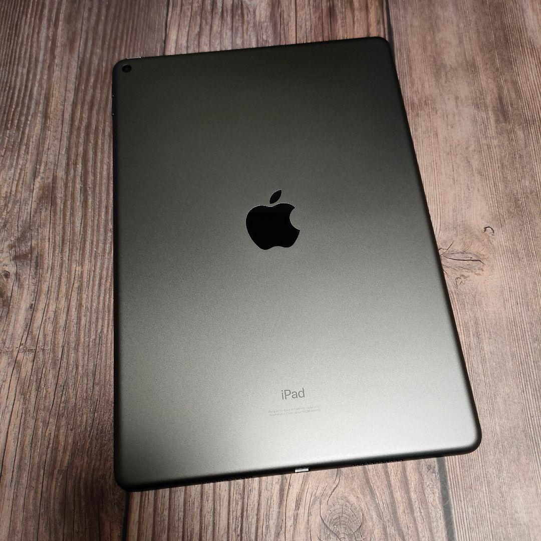 iPad Air 3世代 64GB スペースグレー 新品近い