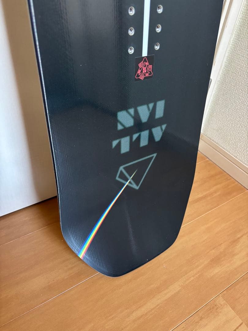 値下げ　新品　ALLIAN PRISM LTD 150cm スノーボード