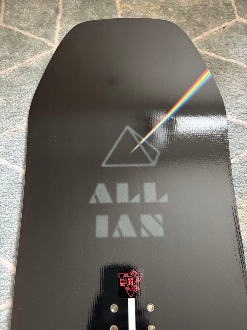 値下げ　新品　ALLIAN PRISM LTD 150cm スノーボード