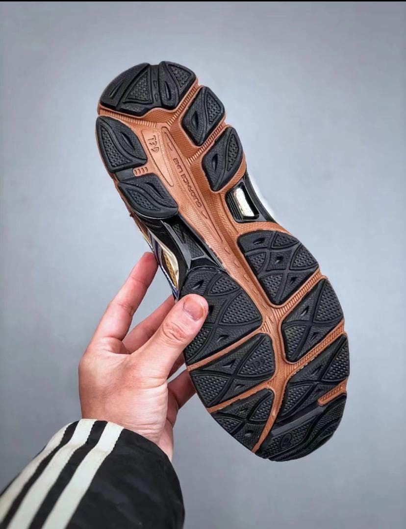 ASICS×TOGA スニーカー 24cm ブラウン