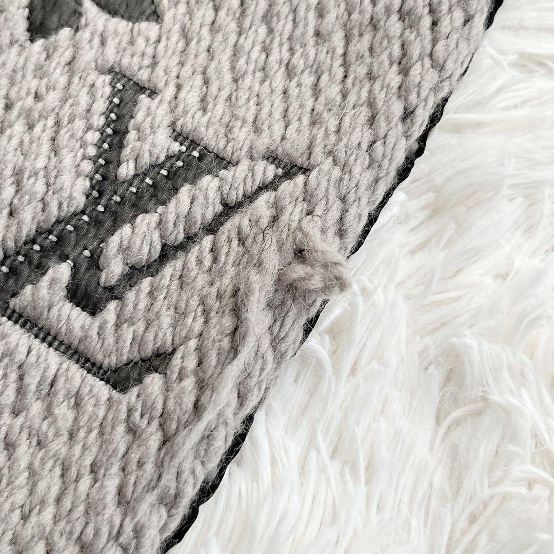 正規品　ルイヴィトン　エシャルプロゴマニア　マフラー　モノグラム　グレー　ウール