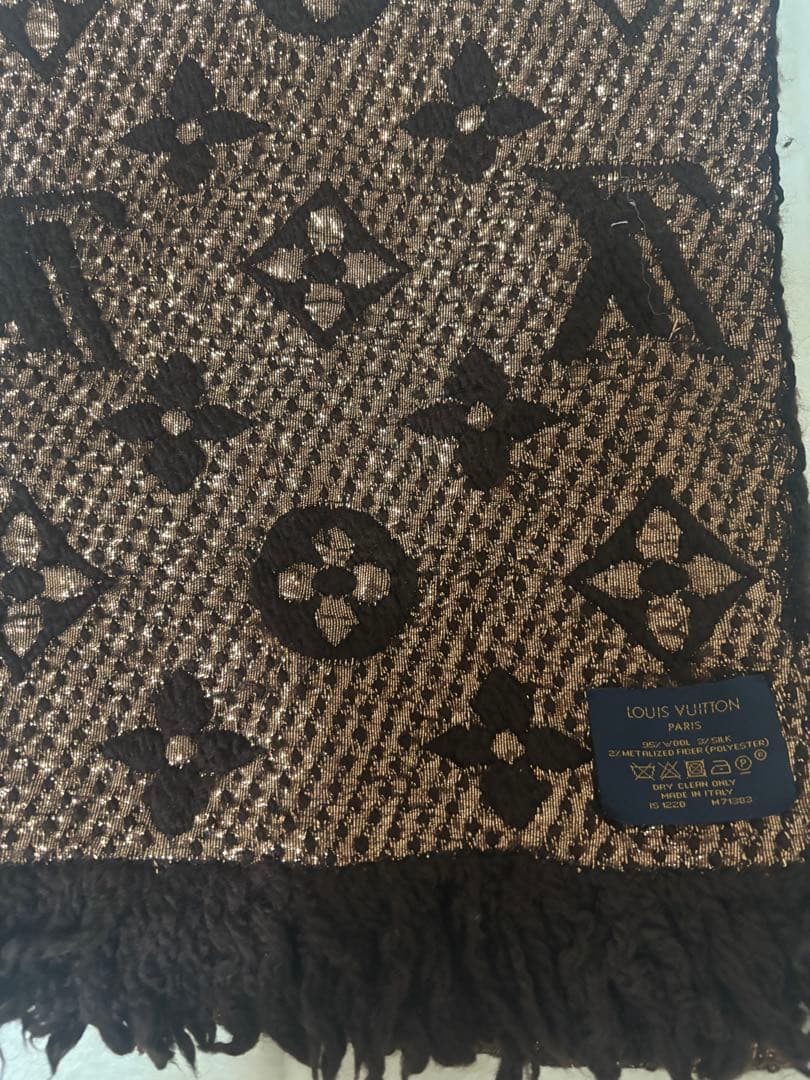 ルイ・ヴィトン ダークブラウン マフラー