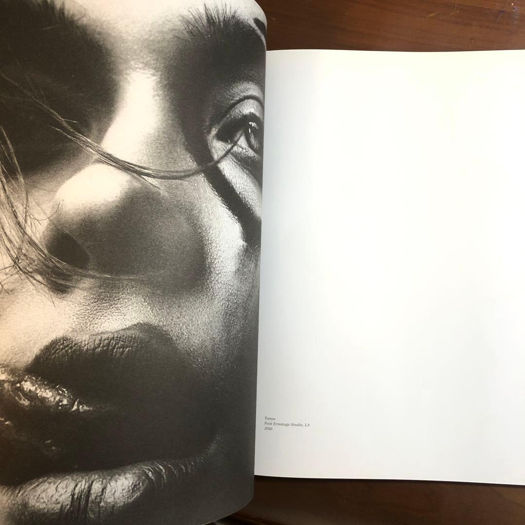 (絶版) Sex & Cigarettes Daniella Midenge