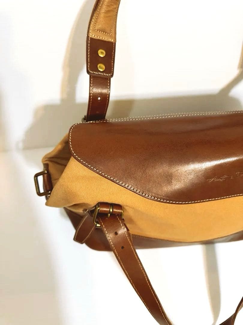 Acru アクリュ 卉奏 キソウ colmena コルメナ　カメラバッグ