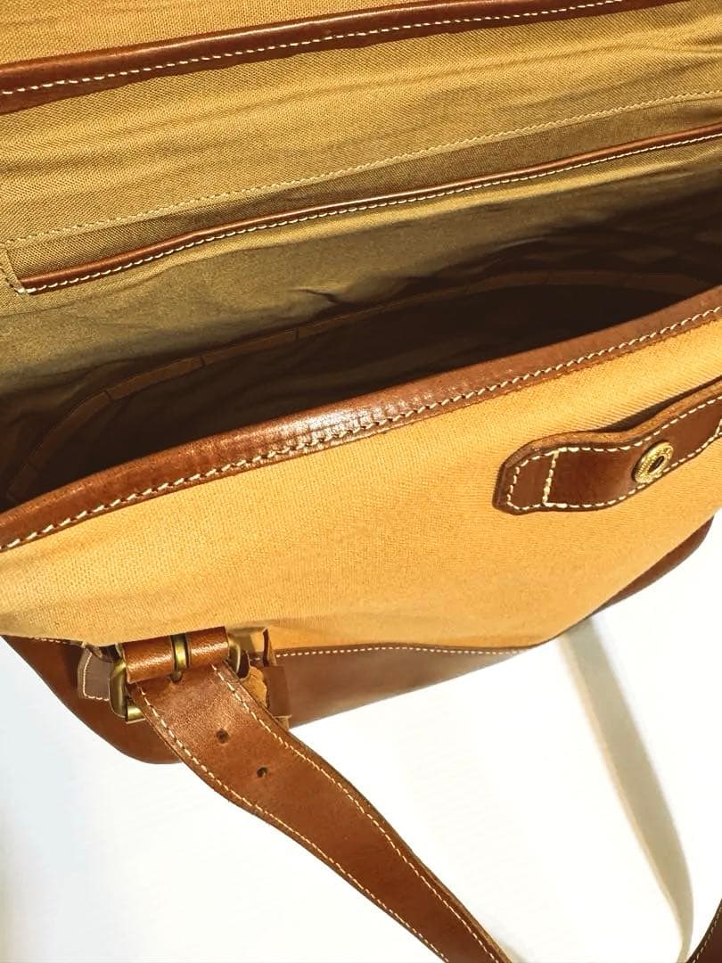 Acru アクリュ 卉奏 キソウ colmena コルメナ　カメラバッグ