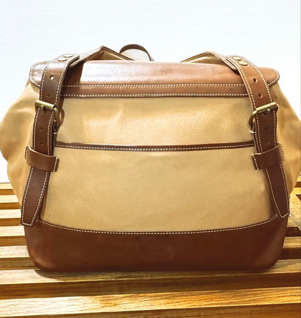 Acru アクリュ 卉奏 キソウ colmena コルメナ　カメラバッグ