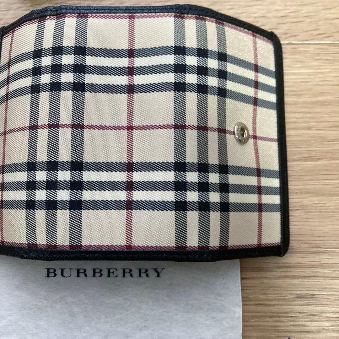 未使用品 箱付き　バーバリー 5連キーケース ベージュ