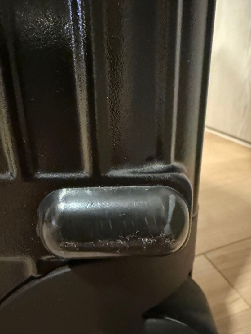 美品　リモワ　サルサ　黒　2輪 約33Ｌ　即購入OKです。