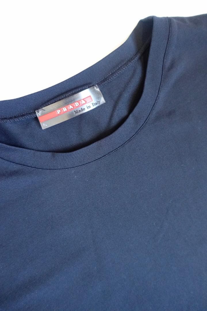 PRADA プラダ ブラック 赤タグ ラバー Tシャツ ジッパーポケット付き