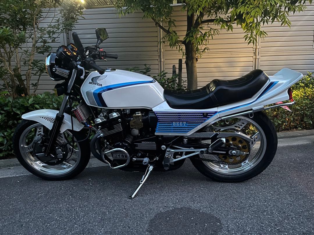 cbx400f 外装　550カラー　BEET