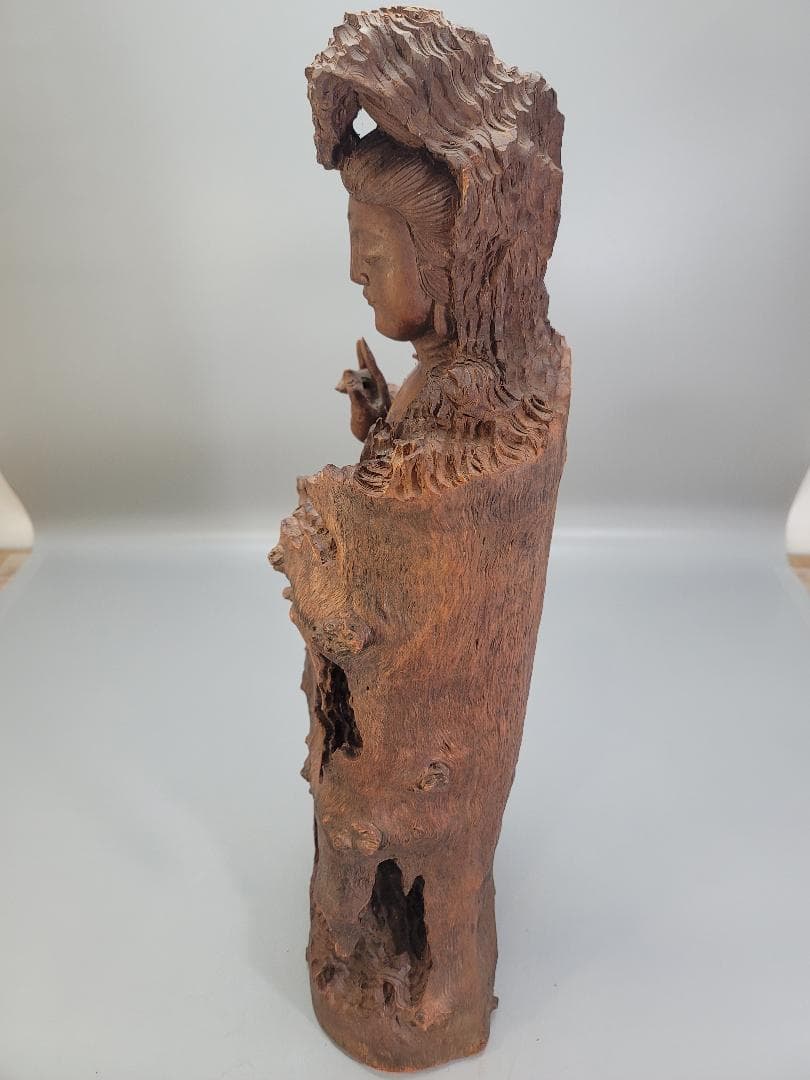 龍眼木 彫刻 観音菩薩 高62cm