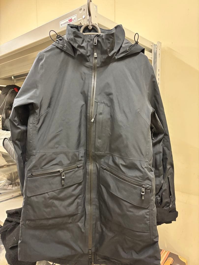 BURTON ブラック スノーボードウェア