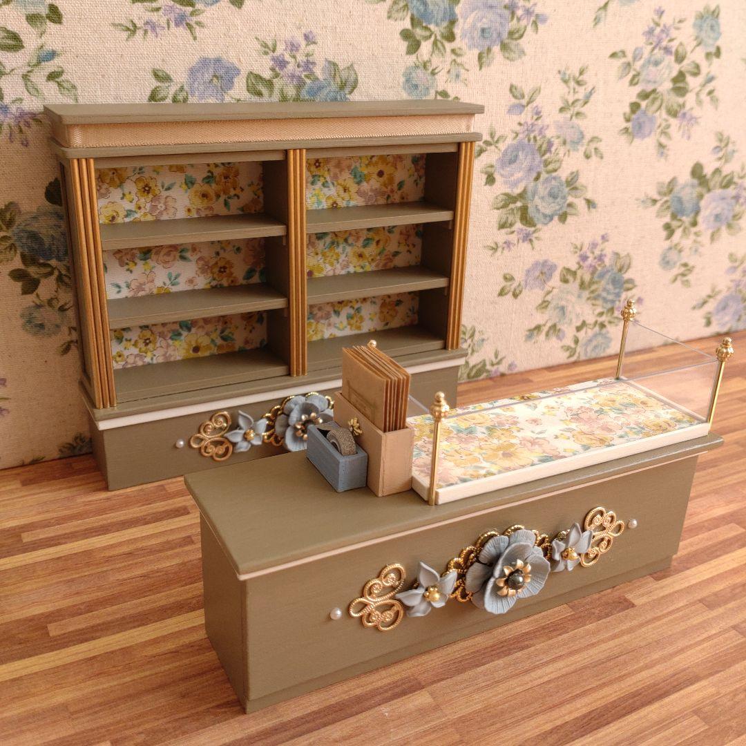 ミニチュア家具　焼き菓子の美味しい紅茶屋さん《アンティークウッド》