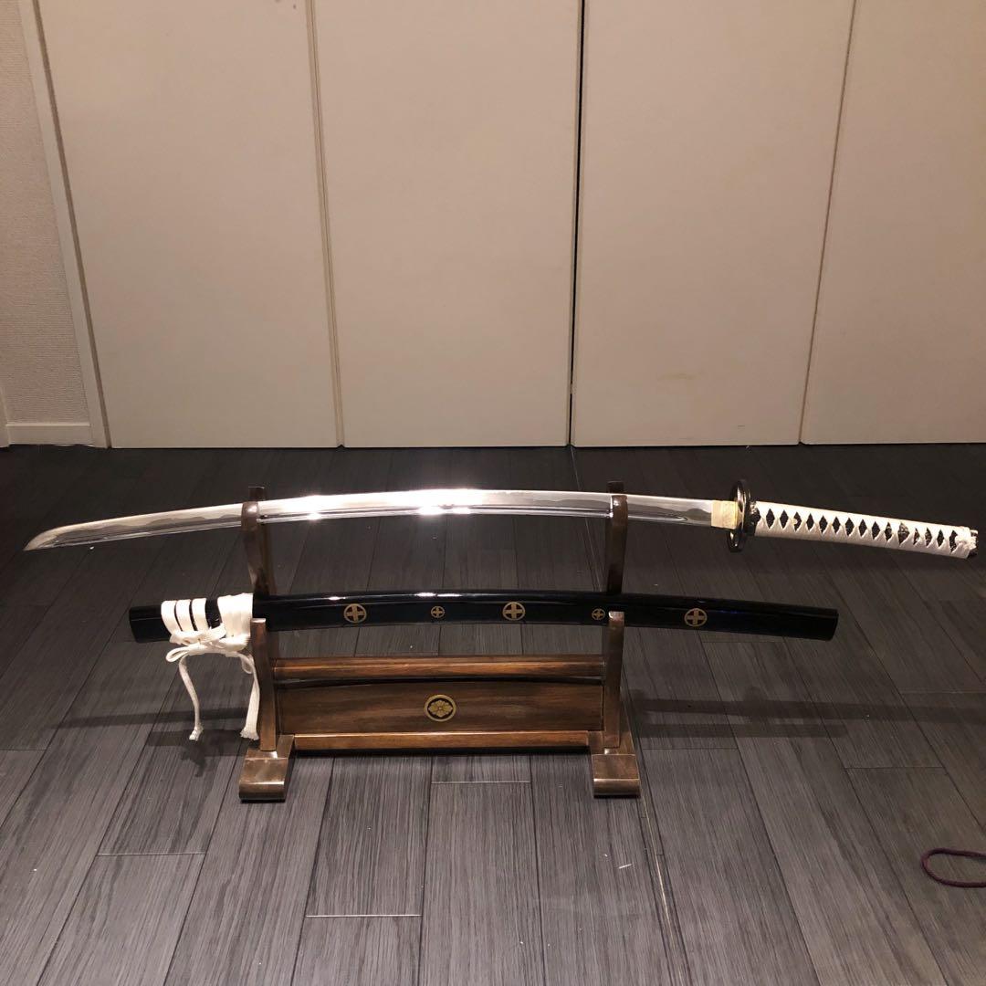 高級模造刀　樋有刀身 白拵え　居合刀　太刀　本格模造刀　紋様入り鞘