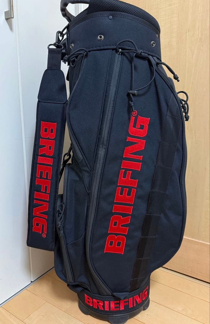 美品★ブリーフィング★キャディバッグ★ゴルフ★BRIEFING★ゴルフバッグ★黒