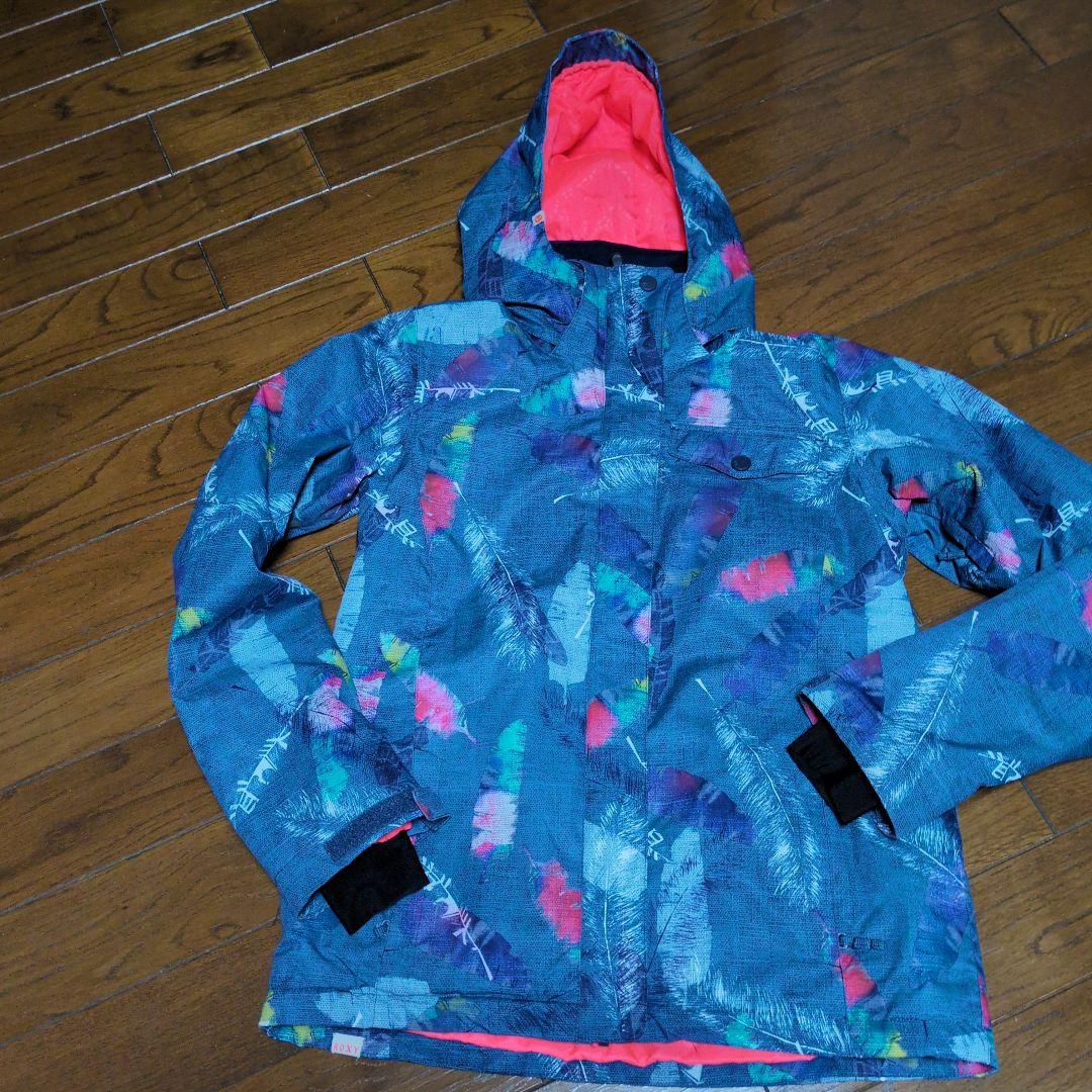 【美品】ROXY　スノボウェア　上下セット　L　総柄　羽根　フェザー　ピンク