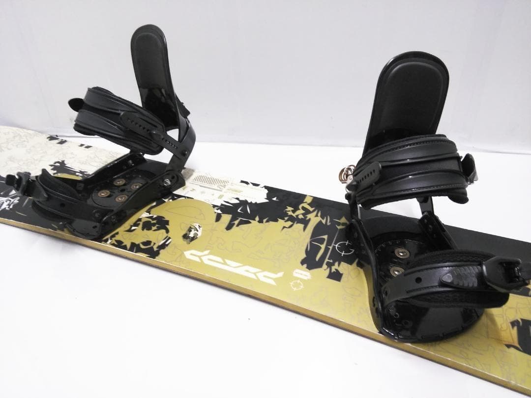 激安! FANATIC 154cm メンズ スノーボードセット ビンMサイズ