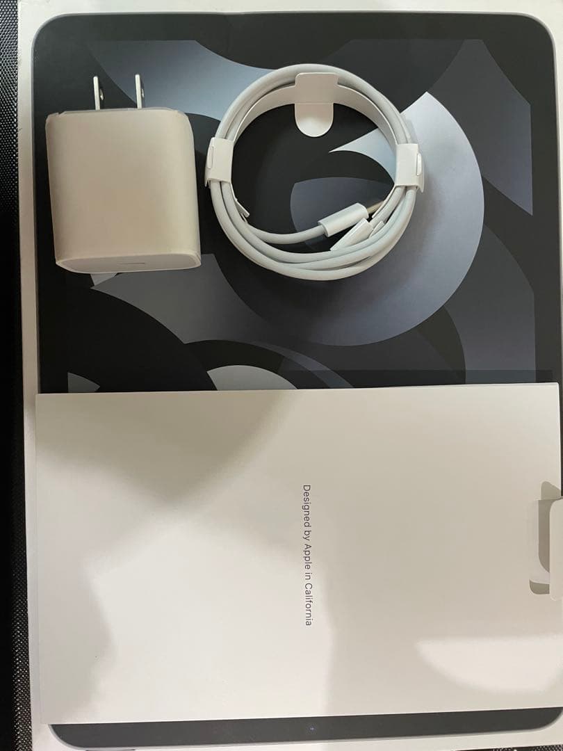 p*a様 iPad Air M1 第5世代 Wi-Fi 64GB スペースグレイ