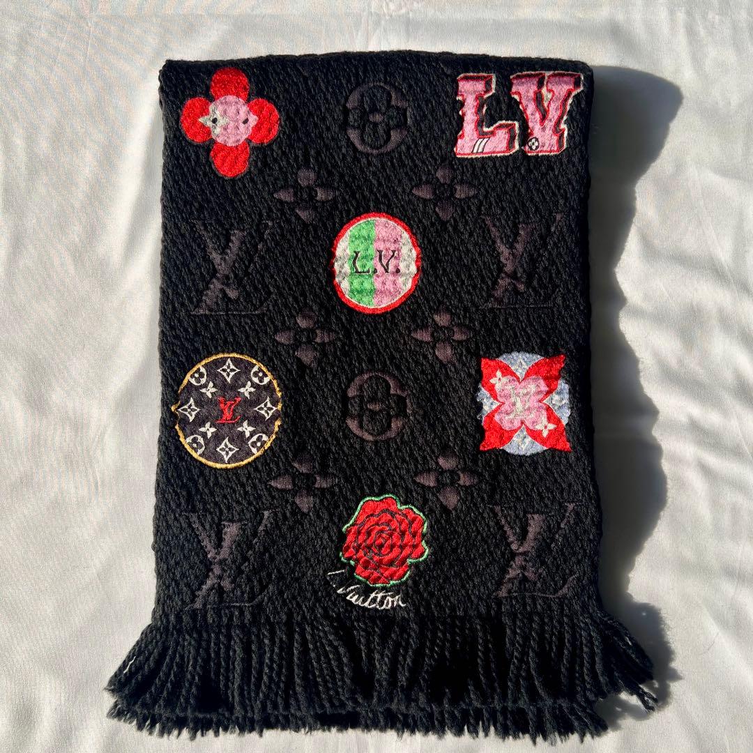 最終お値下げ　希少　新品未使用　ルイ・ヴィトン　マフラー　エシャルプ　ロゴマニア
