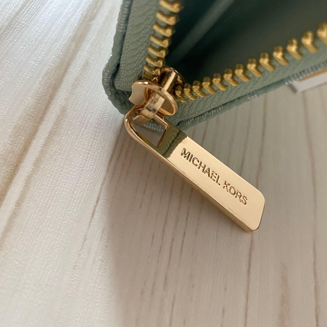 新品 MICHAEL KORS長財布 グリーン 財布 長財布 シグネチャー