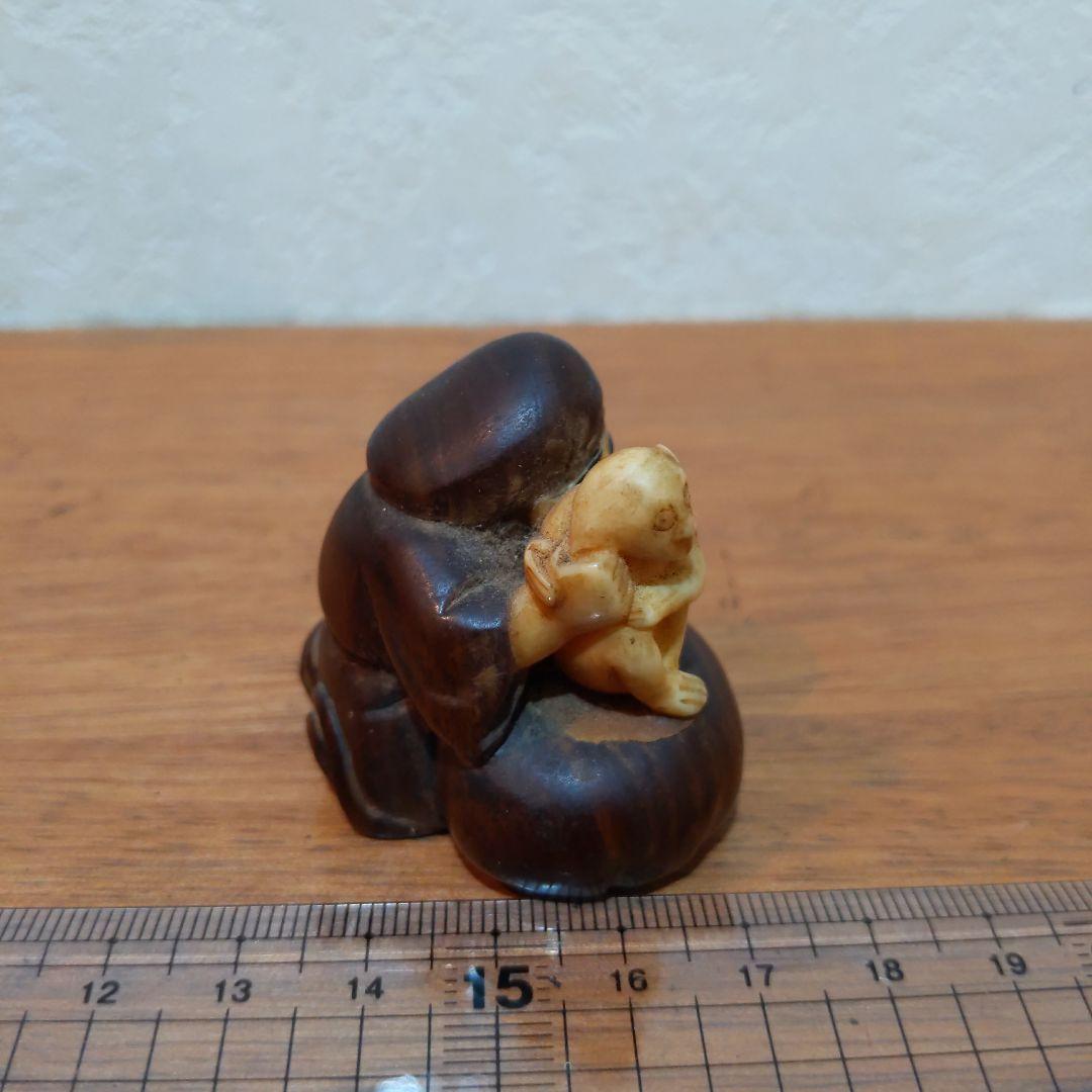 時代提物 縁起物置根付 木彫り×天然素材 【大黒様と猿】高約4.1cm 重34ｇ