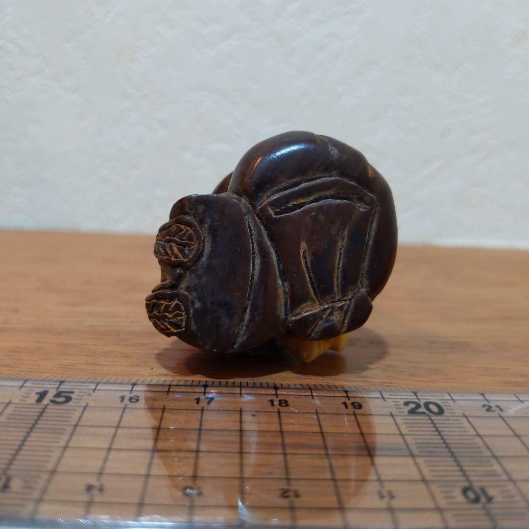 時代提物 縁起物置根付 木彫り×天然素材 【大黒様と猿】高約4.1cm 重34ｇ