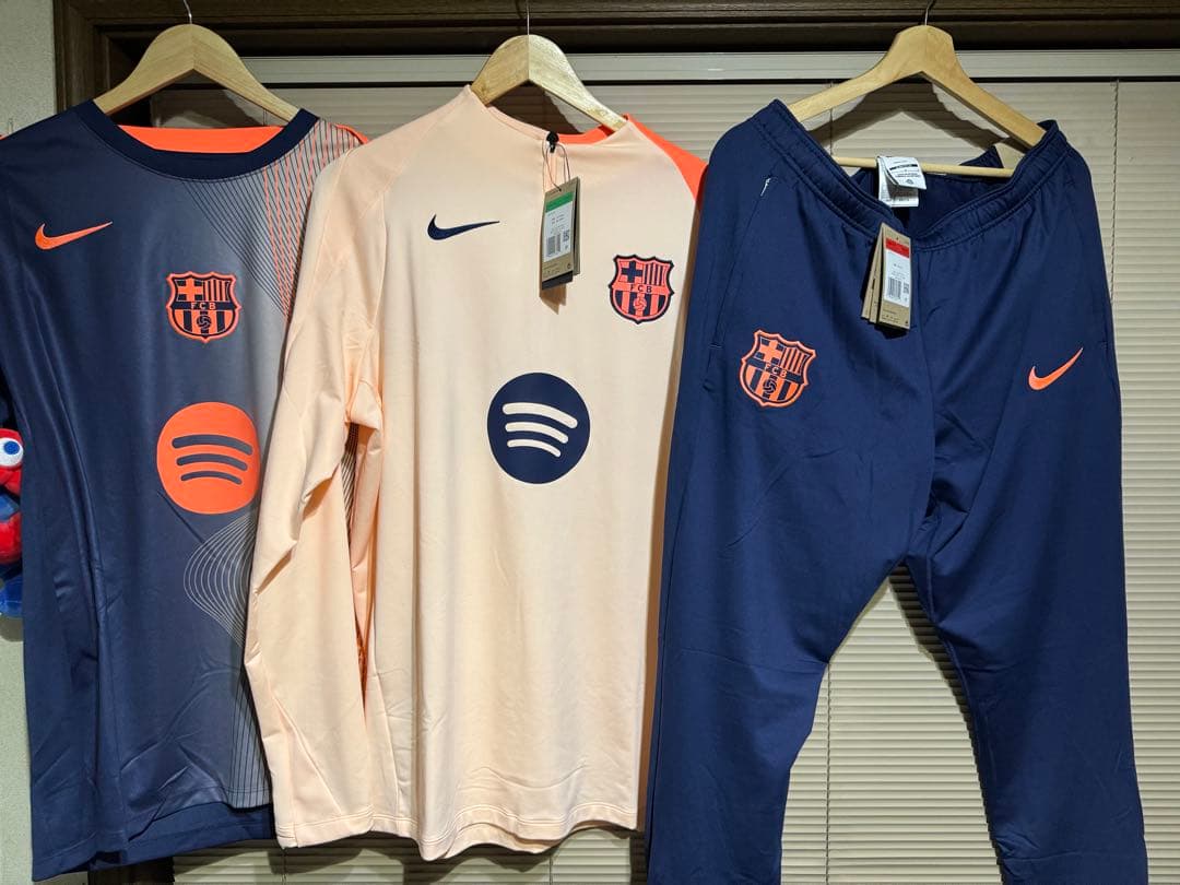 ナイキ　バルセロナ　ドリルトップ　セットアップ　半袖プラクティスシャツ　3セット