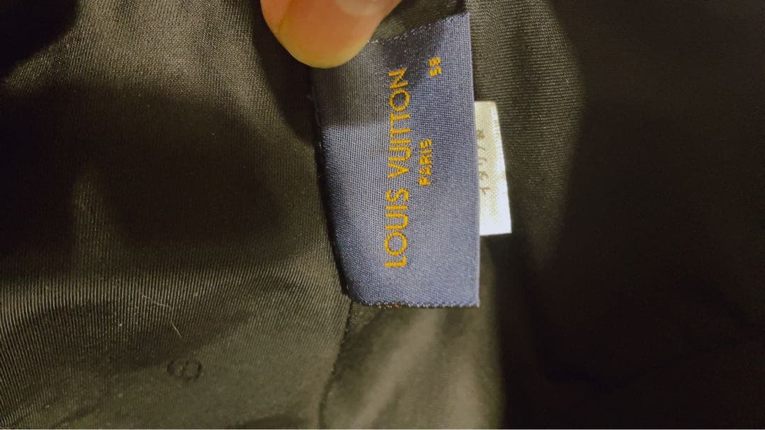 ルィヴィトン　キャップ・モノグラム シャドウ☆美品☆早い者勝ち☆帽子☆断捨離