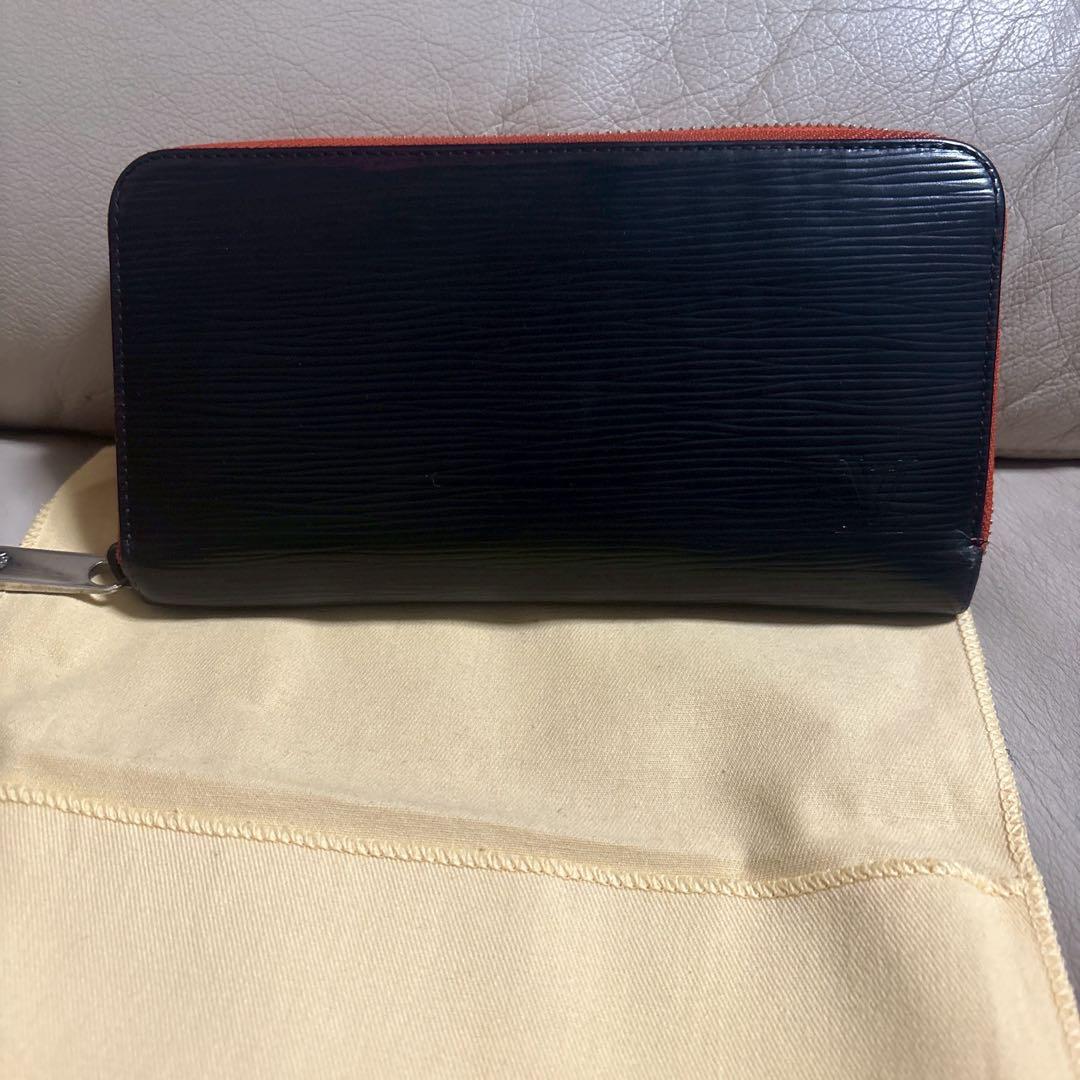 a*1様 LOUIS VUITTON エピレザー ブラック　長財布