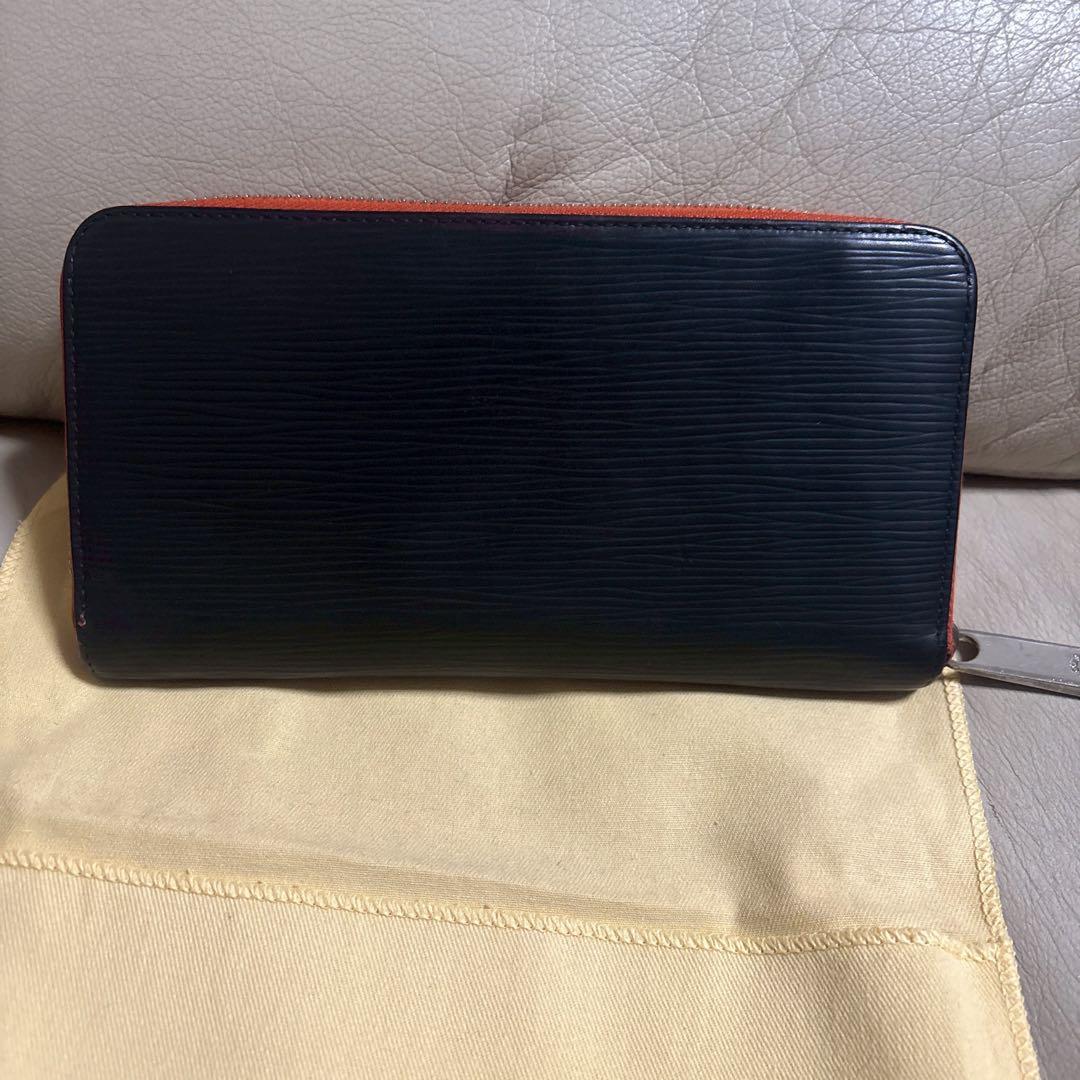 a*1様 LOUIS VUITTON エピレザー ブラック　長財布