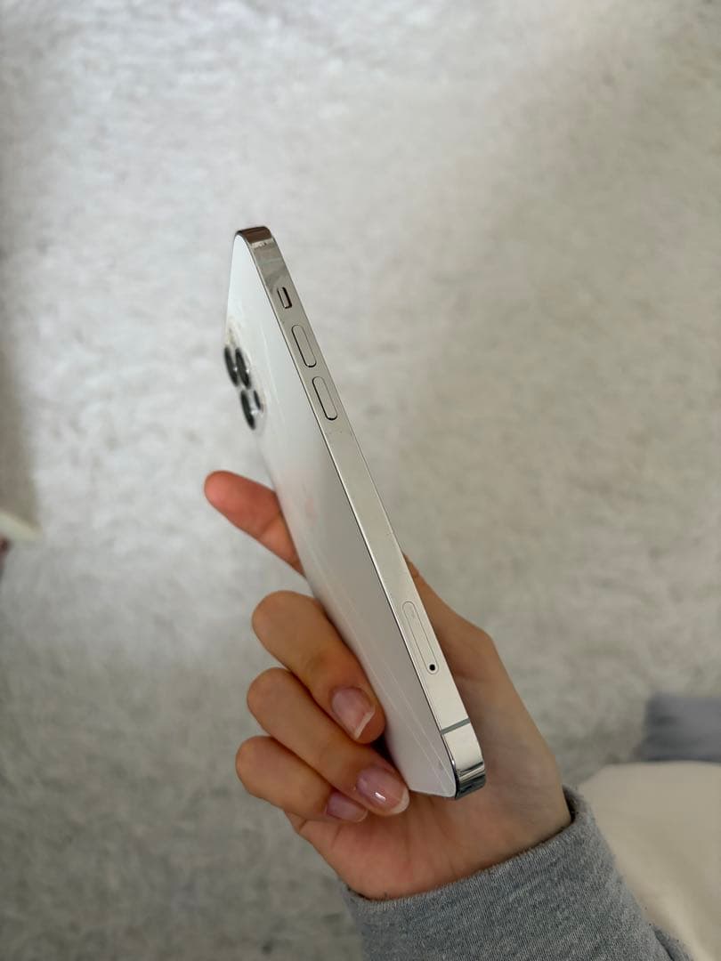 Apple iPhone 12 Pro ホワイト