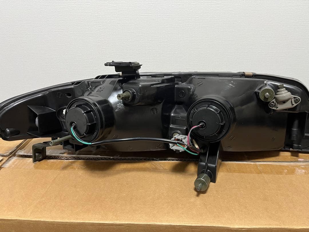 Nissan BCNR33 GT-Rヘッドライト 左右セット