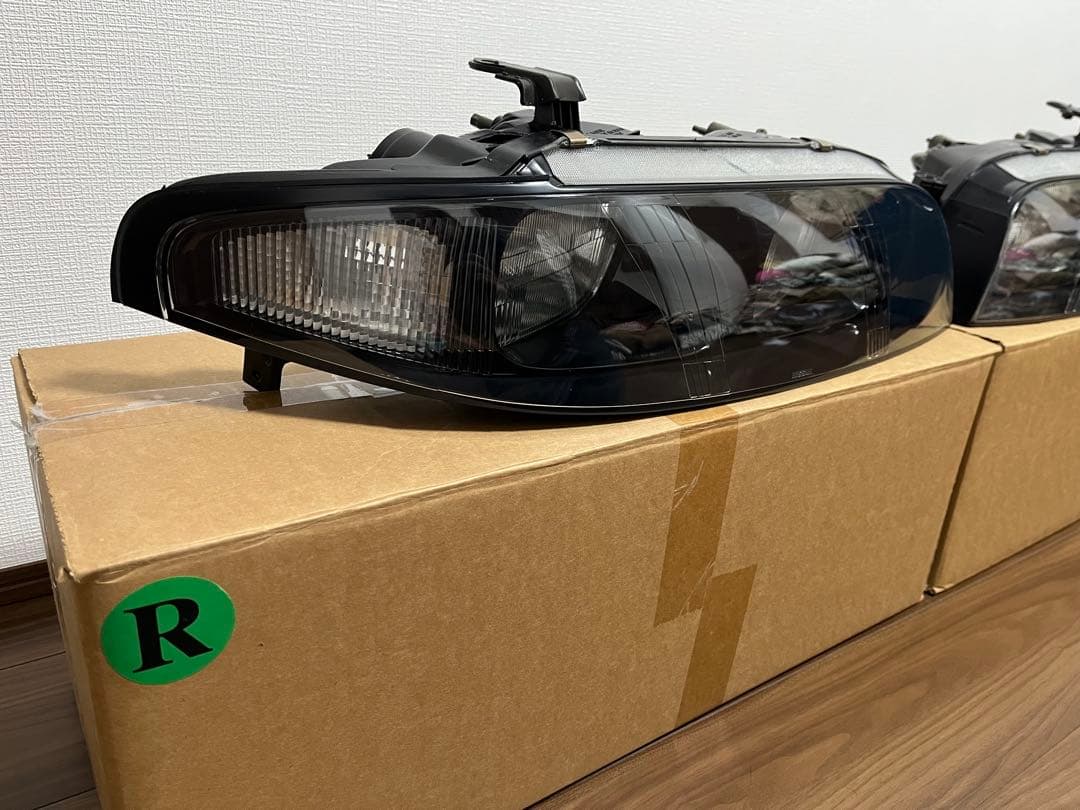 Nissan BCNR33 GT-Rヘッドライト 左右セット