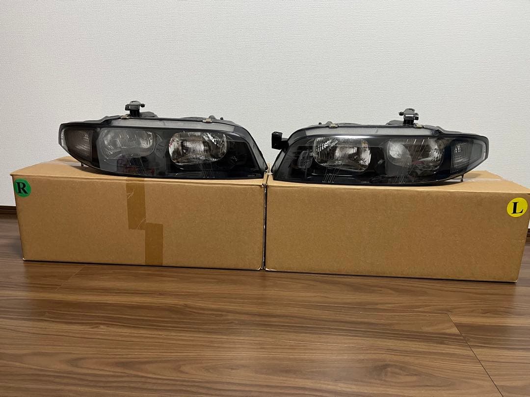 Nissan BCNR33 GT-Rヘッドライト 左右セット