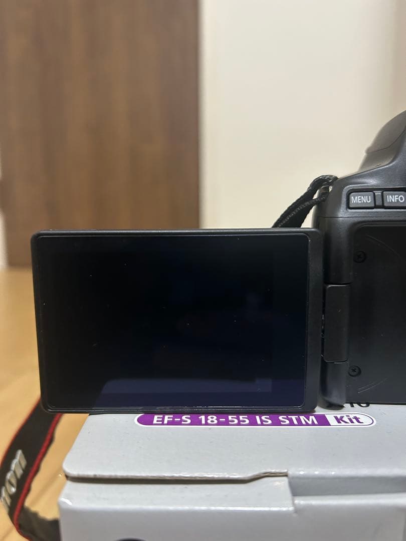 ＊最終値下げ‼️ Canon EOS Kiss X10一眼レフカメラ18-55mm