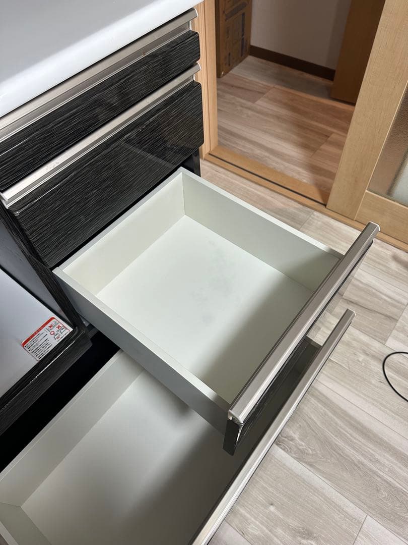 食器棚　キッチンボード　【直接引き取り希望】