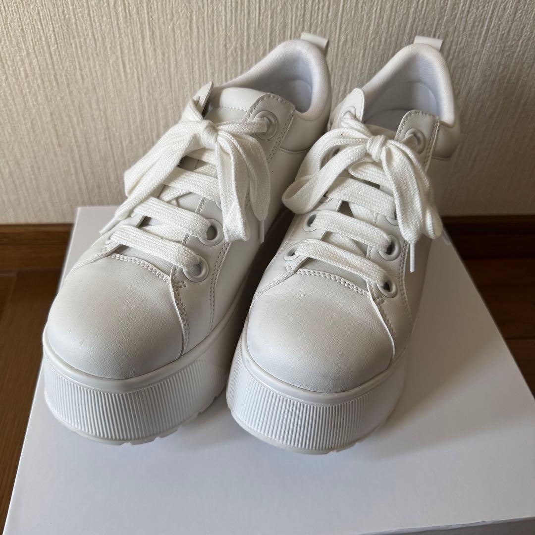 即購入OK！鈴木亜美プロデュース 厚底ホワイトスニーカー L