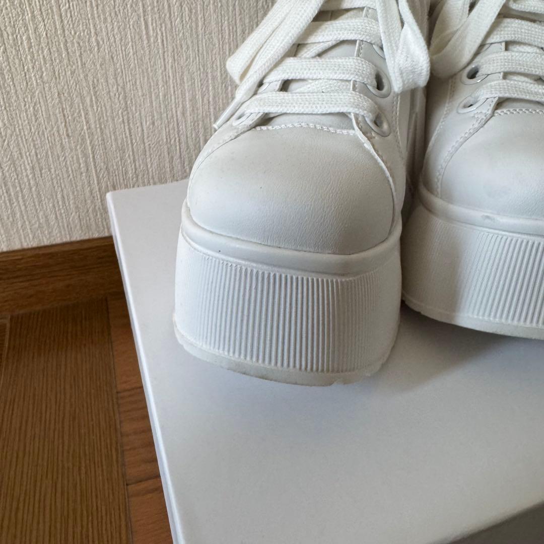 即購入OK！鈴木亜美プロデュース 厚底ホワイトスニーカー L