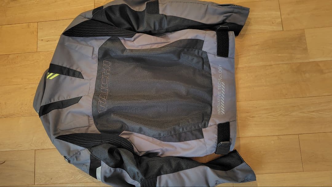 1日限定値下げ！RSタイチメッシュジャケット グレー/ブラック プロテクター付！